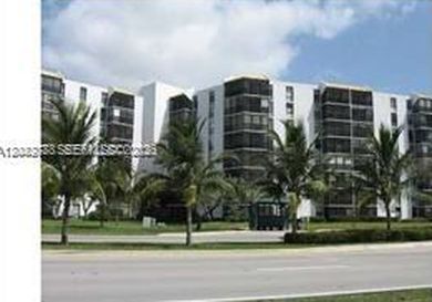 20500 W Country Club Dr APT 711