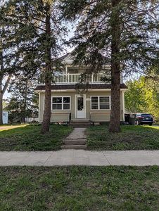 310 4th Ave SE