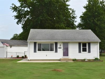 5573 W Suburban Rd