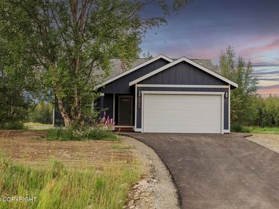 10519 E Heartland Loop