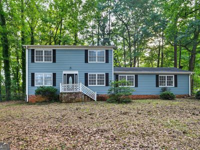 212 Sarann Ct NW
