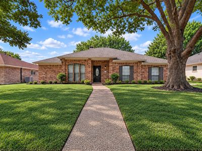 805 Green Brook Dr