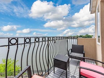 1432 Outlook Avenue UNIT 3