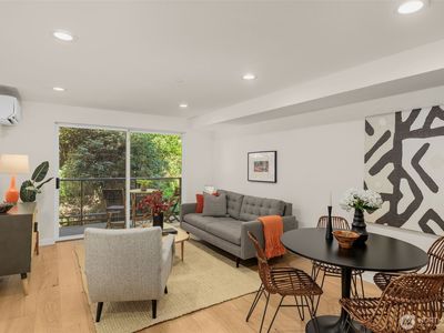 3022 SW Bradford Street #202