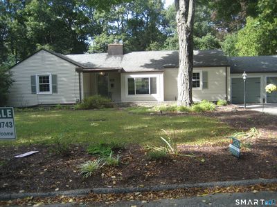 60 Mohegan Road