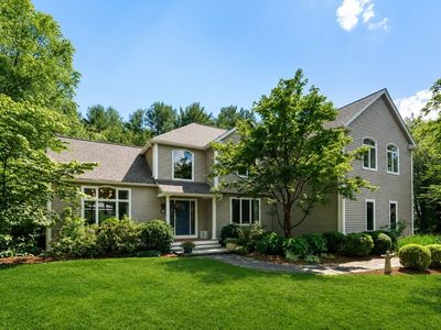 3 Milton Ln