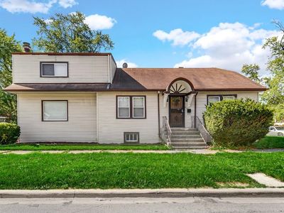 13901 S Michigan Ave