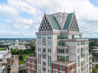 1 W Exchange St Unit 3002