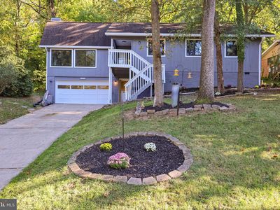 37 Lakeside Dr