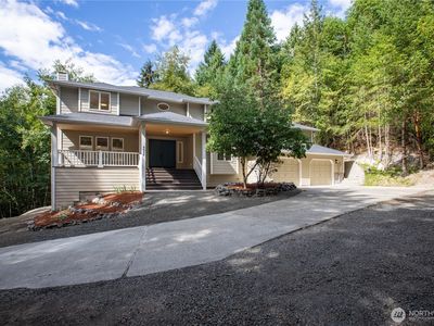 9008 Dana Drive NW