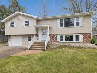 Property at 146 S Anderson Rd, New Lenox, IL
