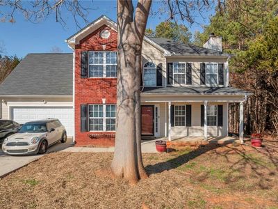 Property at 35 Blue Jay Dr, Covington, GA