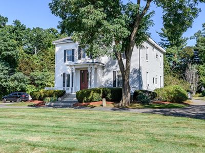 219 Pond St APT 1