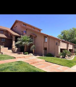 860 S Village Rd APT E11