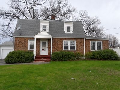 14 Detroit St