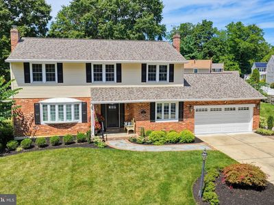 2301 Beacon Hill Dr