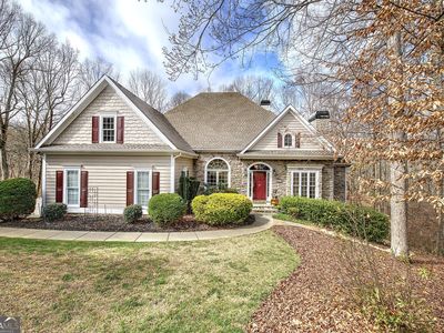 302 Waterfall Ct