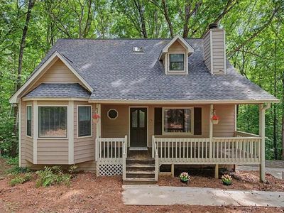 251 Paces Lakes Dr
