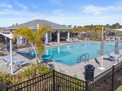 16438 Seven Lakes Ave