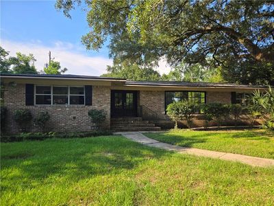 1805 Oak Knoll Dr