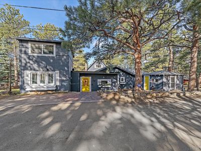 638 Kinnikinnik Hill