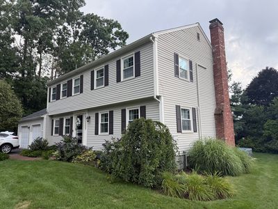 4 Robertson Rd