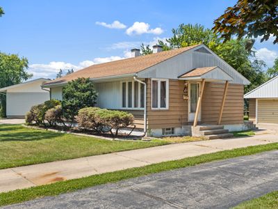 99 Indianwood Dr