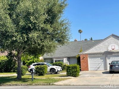1229 W Olive Ave