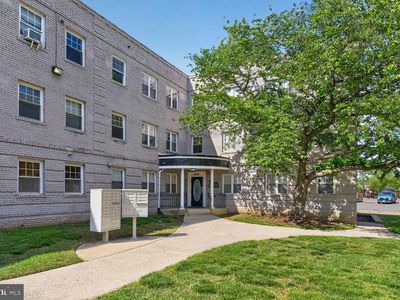 3868 9th St SE APT 301