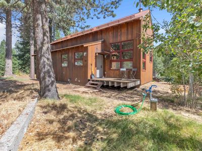 120 Lassen Dr