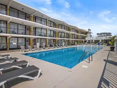2200 Atlantic Ave #104