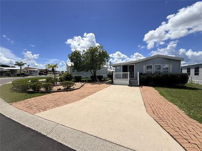 427 CENTER CREST BOULEVARD