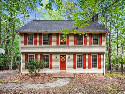 5200 Troutman Ln
