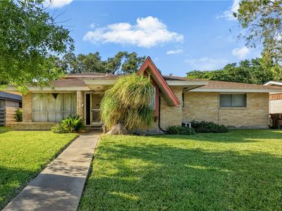 1614 Santa Cecilia Dr