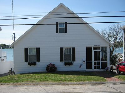 77 Edgewater Rd