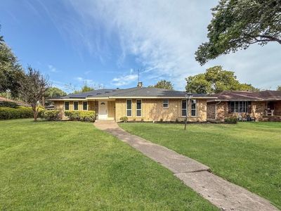 2147 Oak Valley Ln