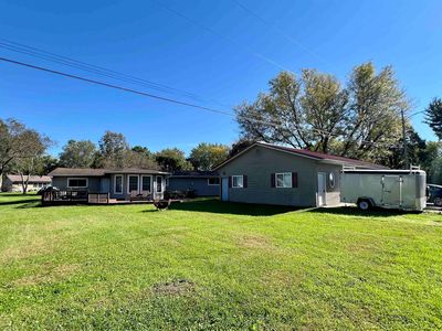 112 Circle Dr
