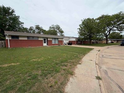1008 Rainbow Dr