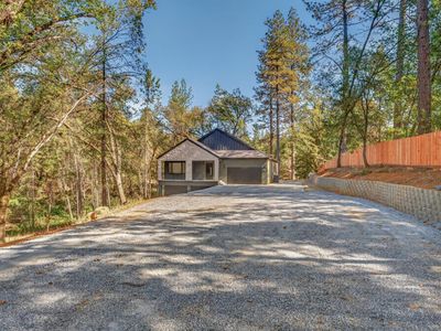 800 Acorn Way