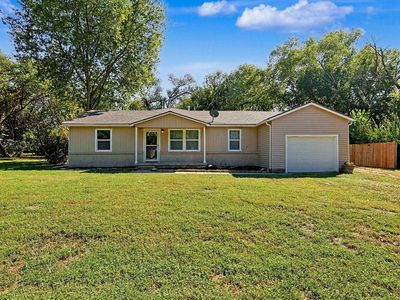 503 W Conyers Ave