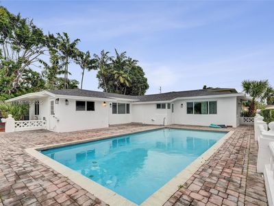 Property at 5100 NE 17th Ter, Fort Lauderdale, FL