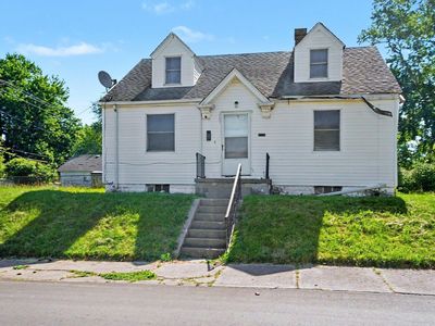 301 Altgeld St