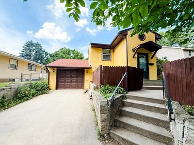 145 Jessamine Ave E