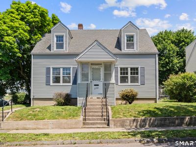 250 Jackson Avenue