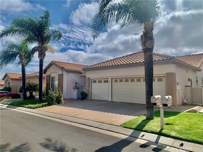4979 Singing Hills Dr
