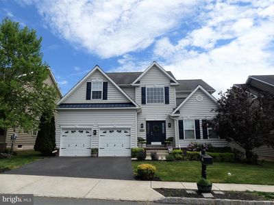 2137 Larkspur Ct