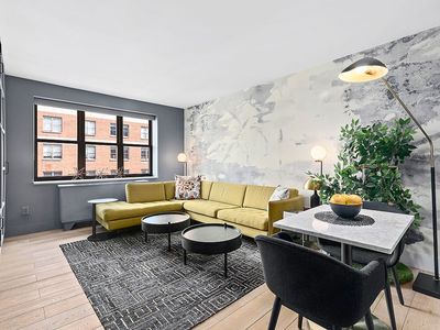 516 W 47th St APT S6A