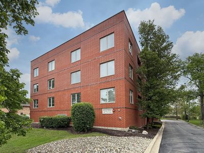 417 N Cass Ave APT 3A