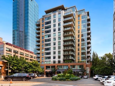 910 Lenora Street #S909