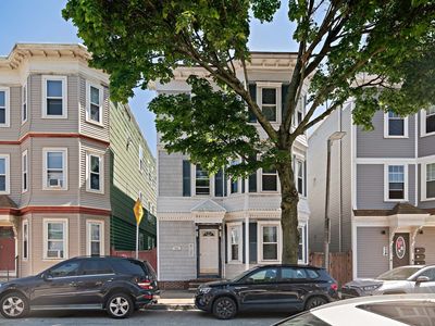 257 E St Unit 2